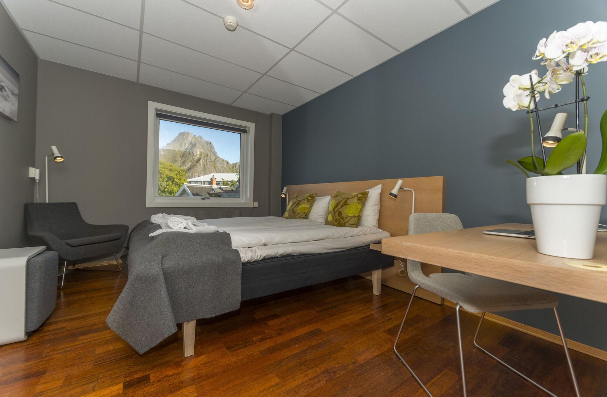 Hotel Aurora Svolvær Kültér fotó