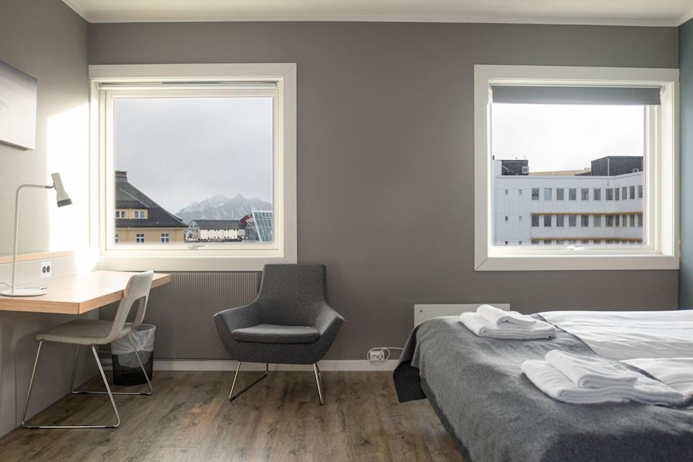 Hotel Aurora Svolvær Kültér fotó